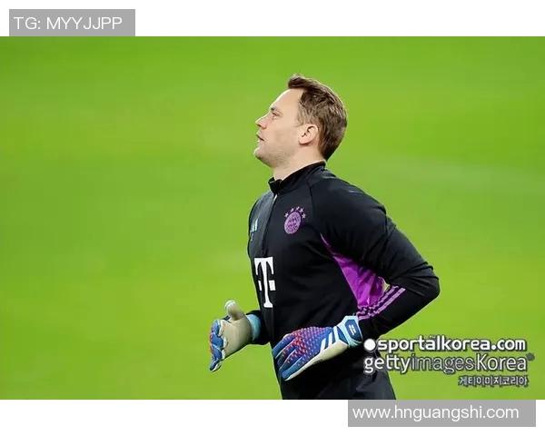 退役足球明星高清画像欣赏展现他们辉煌岁月与独特魅力 退役足球明星高清画像欣赏展现他们辉煌岁月与独特魅力